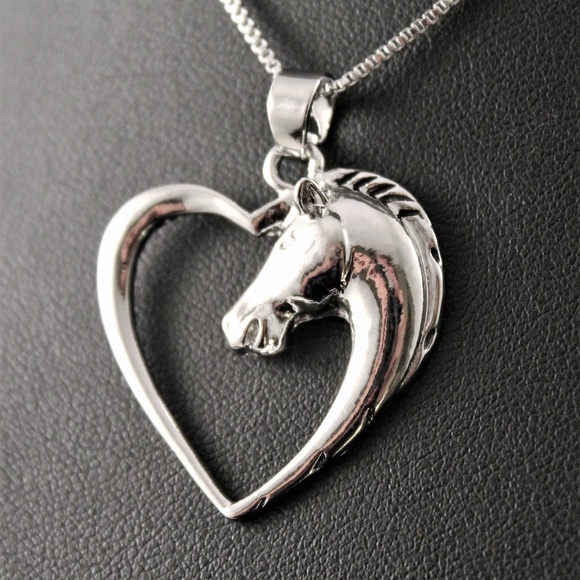 Jewelry - Silver Horse Heart Pendant Necklace